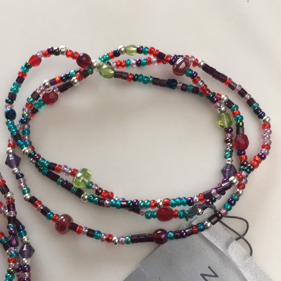 NWT Pair Of stretch beaded bracelets - Picture 2 of 3